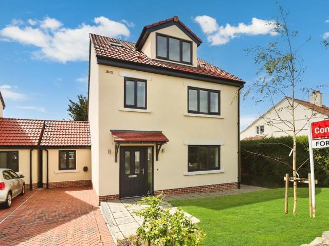 House for sale in Stoke Lodge and The Common, Patchway