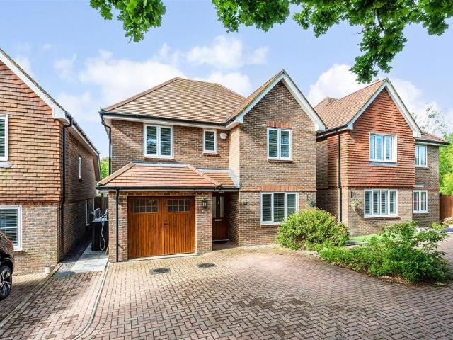 House for sale in Spring Vale, Hampshire