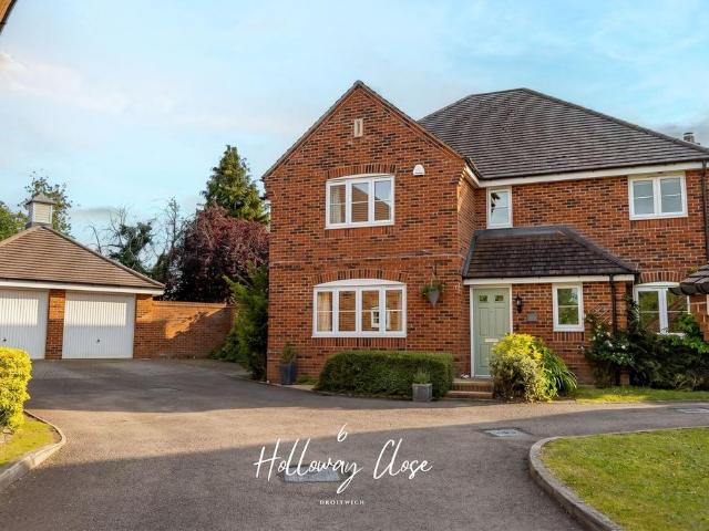 House for sale in Primsland, Crookhill