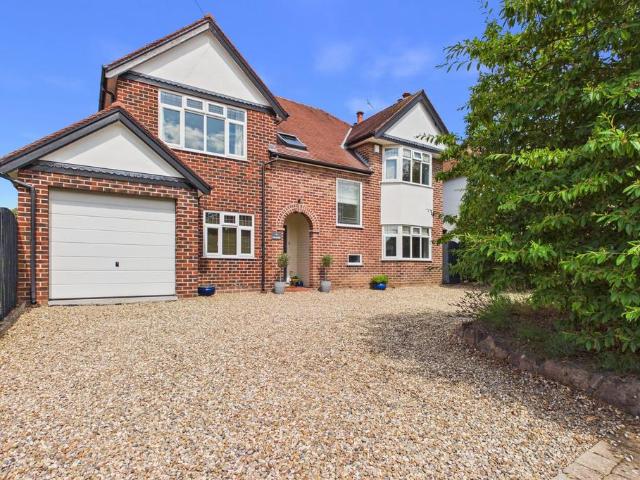 House for sale in Upton-by-Chester, Two Mills