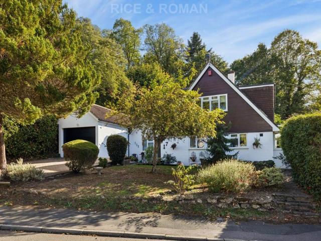 House for sale in Windlesham, Surrey Heath