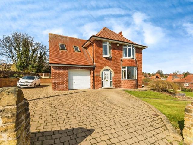 House for sale in Hoyland, South Yorkshire