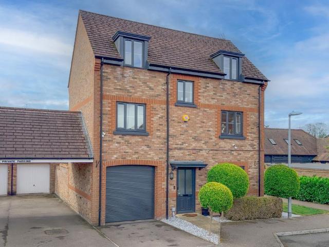 House for sale in Hockliffe, Bedfordshire