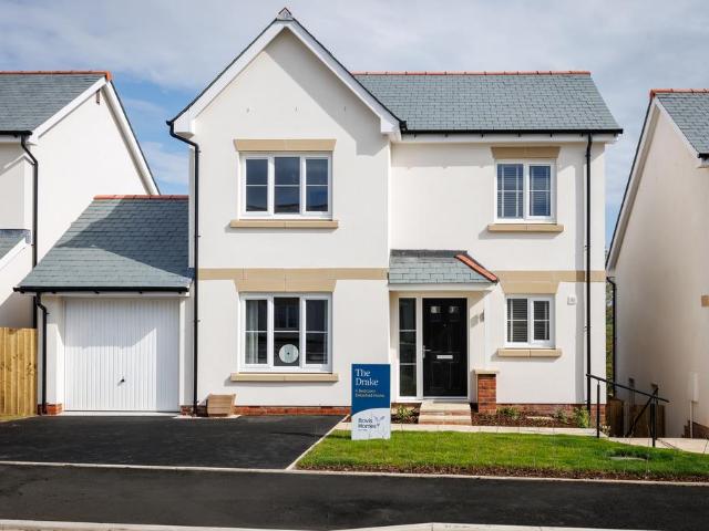 House for sale in Weir Quay, Devon