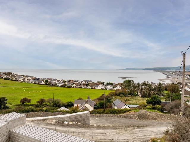 House for sale in Upper Borth, Wales