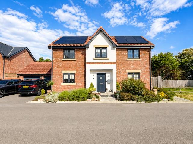 House for sale in Berrow