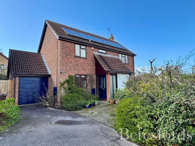 House for sale in Greenstead Estate, Colchester