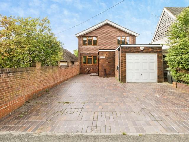 House for sale in Lambourne End, Epping Forest