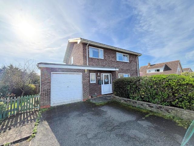 House for sale in Tywyn, Wales