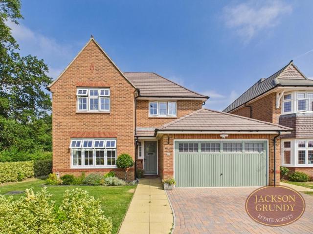 House for sale in Moulton Park, Northampton