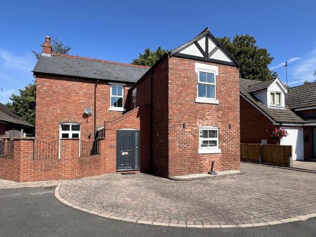 House for sale in Foxholes, Wyre Forest