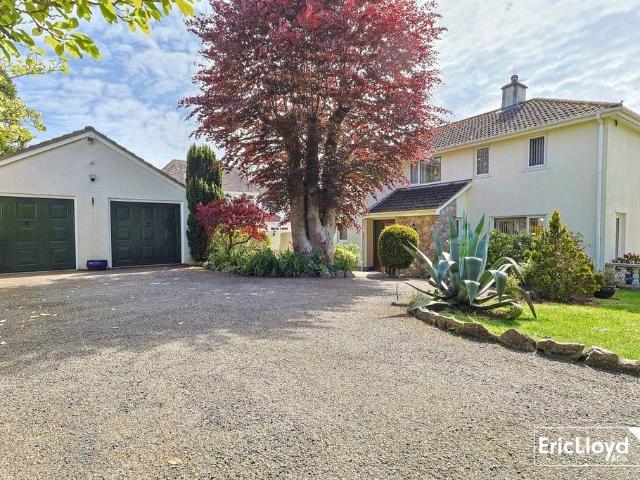 House for sale in Broadsands, Galmpton
