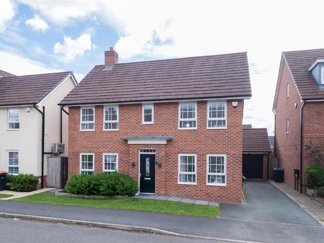 House for sale in Lostock Gralam, Cheshire