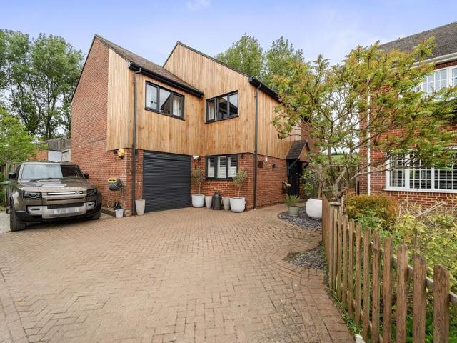 House for sale in Folkestone, Isle Of Man
