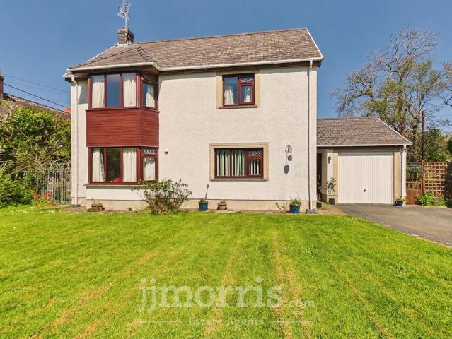 House for sale in Dinas Cross