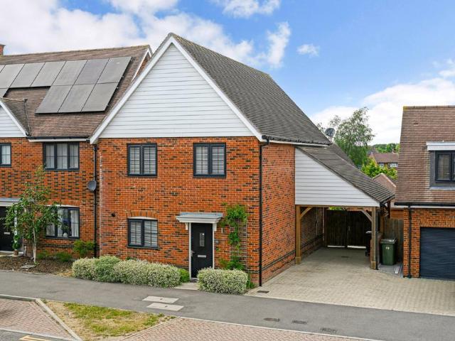 House for sale in Hinxhill, Bridgefield