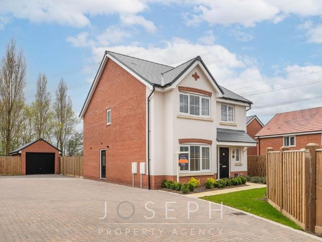 House for sale in Bedingfield, Suffolk