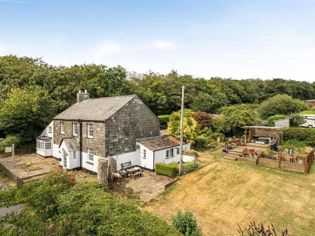 House for sale in Weir Quay, Devon