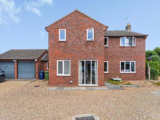 House for sale in Huntingdon, Cambridgeshire