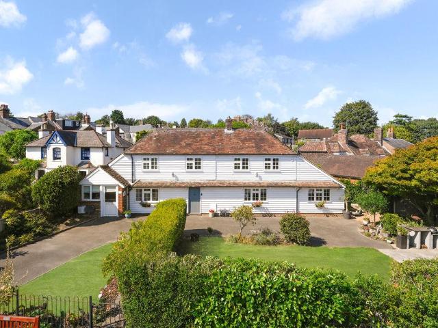 House for sale in Folkestone, Kent