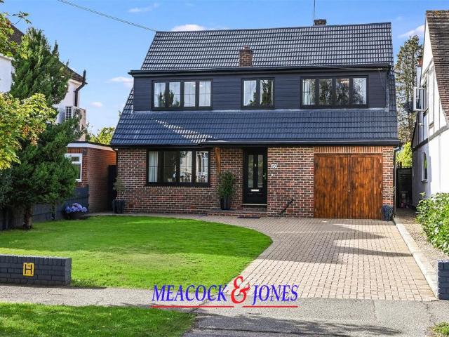House for sale in Navestock Side, Essex