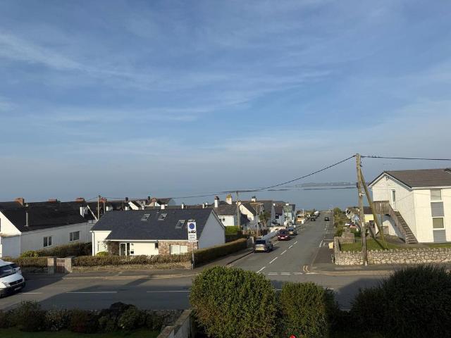 House for sale in Llanfaelog, Rhosneigr