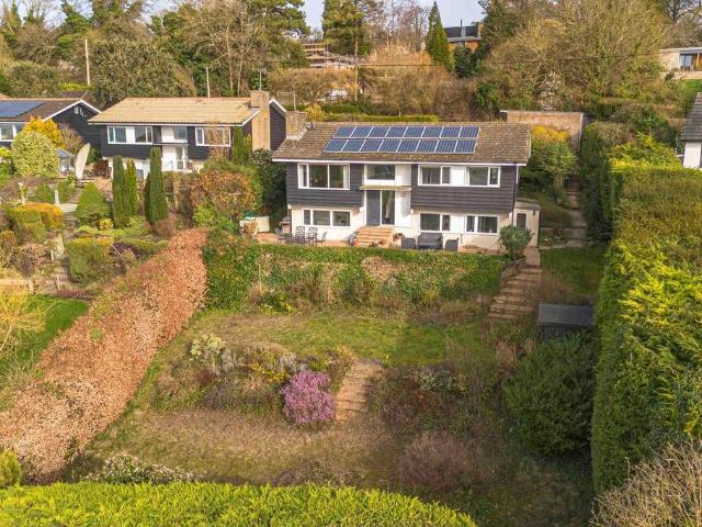 House for sale in Loosley Row, Lacey Green
