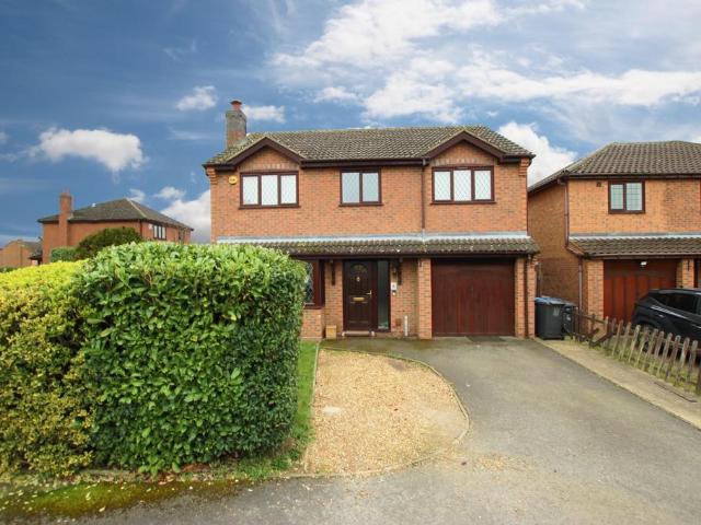 House for sale in Barton Seagrave
