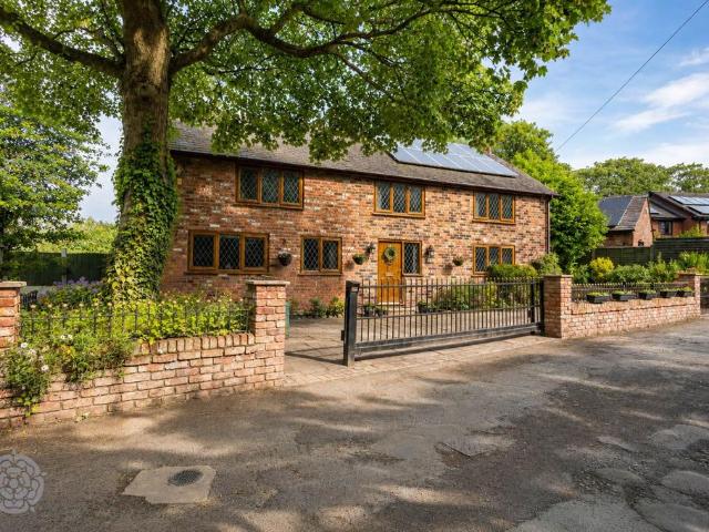 House for sale in Salford, Greater Manchester