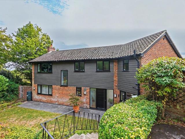 House for sale in Bluebell Hill, Bourne Vale