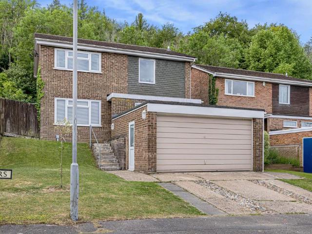 House for sale in Daws Hill, Cressex