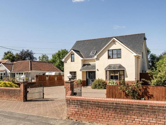 House for sale in Melksham Without, Beanacre