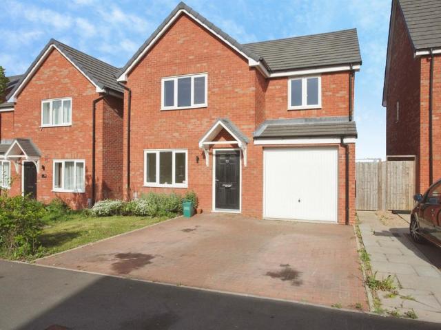 House for sale in Newton, New Bilton