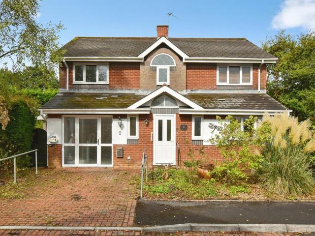House for sale in Capel Hendre, Wales