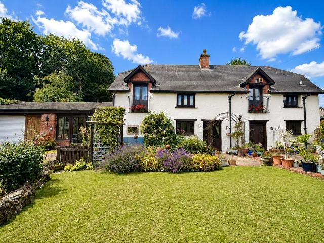 House for sale in Hungerford, Chapel Cleeve