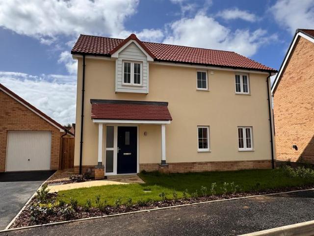 House for sale in Bedingfield, Suffolk