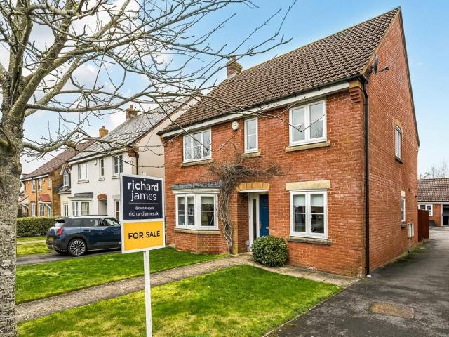 House for sale in Alexandra Park, North Wroughton