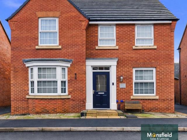 House for sale in Berry Hill, Potters Corner