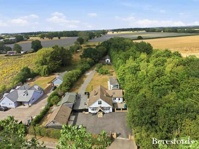 House for sale in Chipping Hill, Essex
