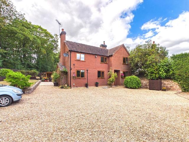 House for sale in Hinstock
