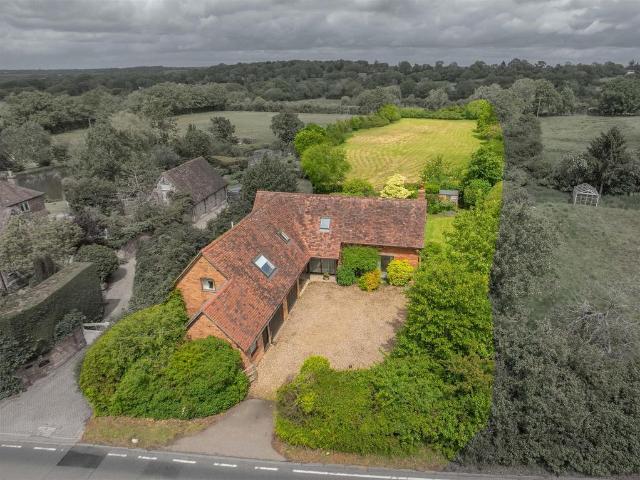 House for sale in Alderminster, Warwickshire