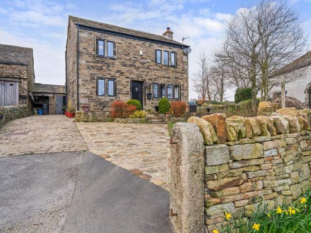 House for sale in Ripponden, West Yorkshire