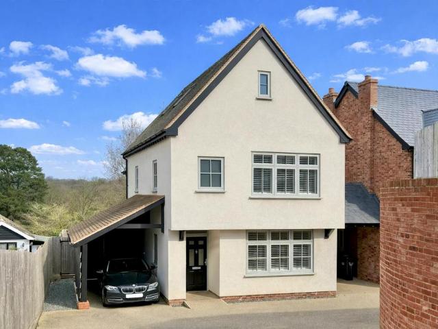 House for sale in Chelmsford, Isle Of Man