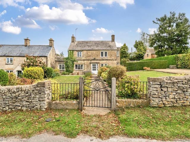 House for sale in Eastcombe, School House