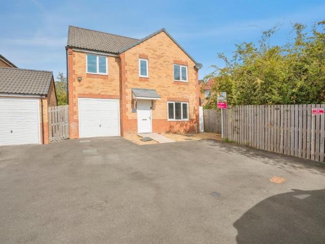 House for sale in Goldthorpe, South Yorkshire