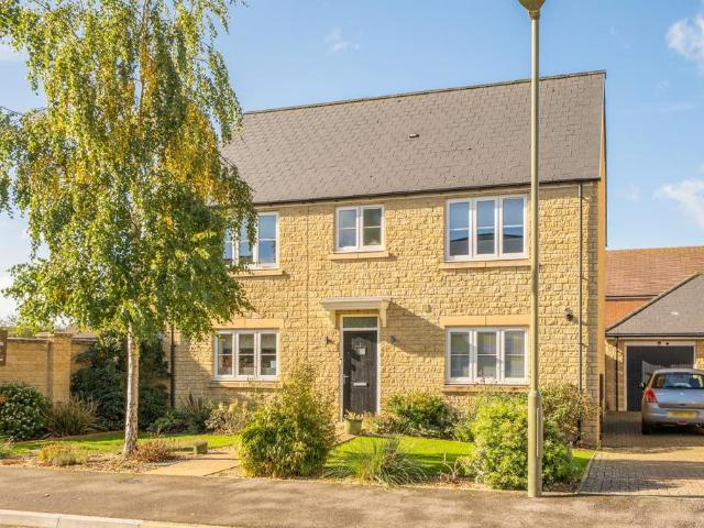 House for sale in Bampton, West Oxfordshire