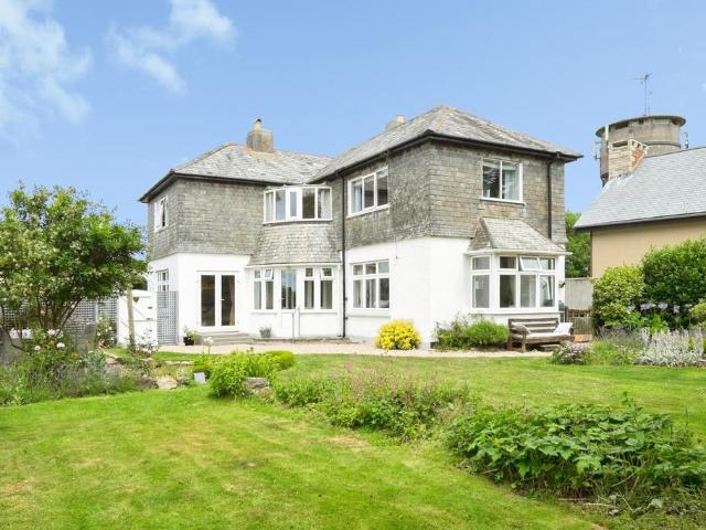 House for sale in Goldsithney, Cornwall