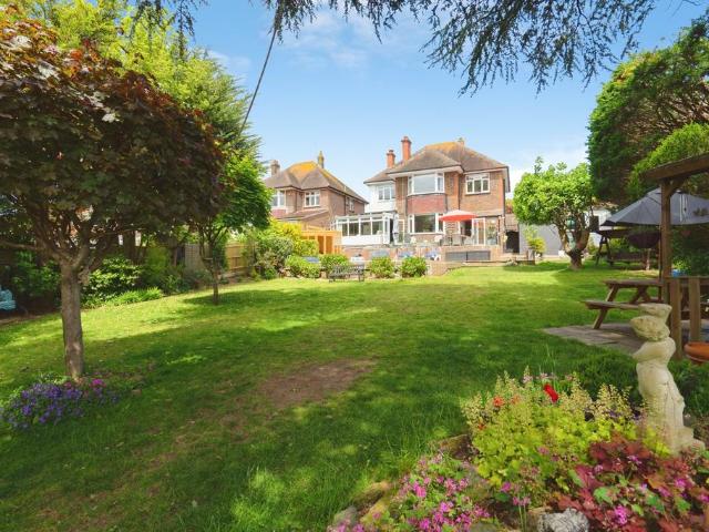 House for sale in Worthing, West Sussex