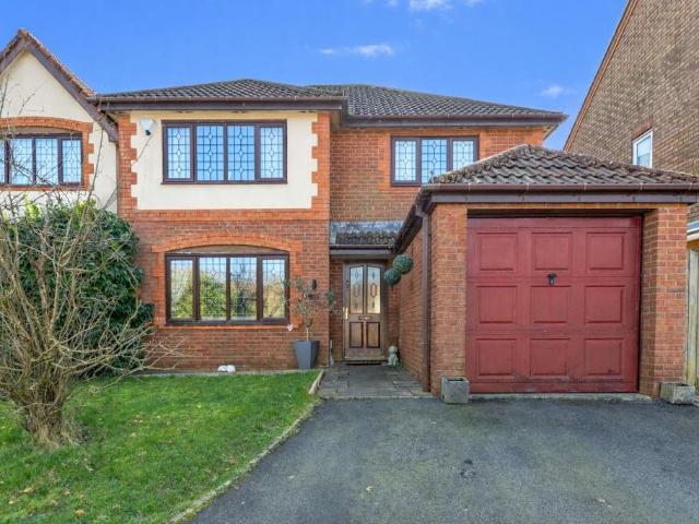 House for sale in Dunvant, Wales