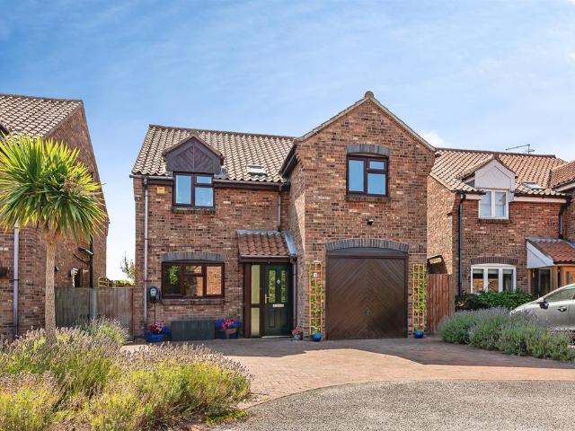 House for sale in Barton In Fabis, East Midlands